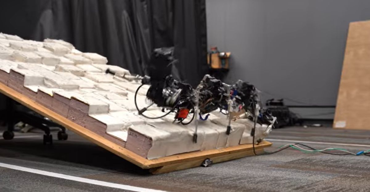 Giant Robotic Bugs From Ground Control Robotics Set to Revolutionize ...