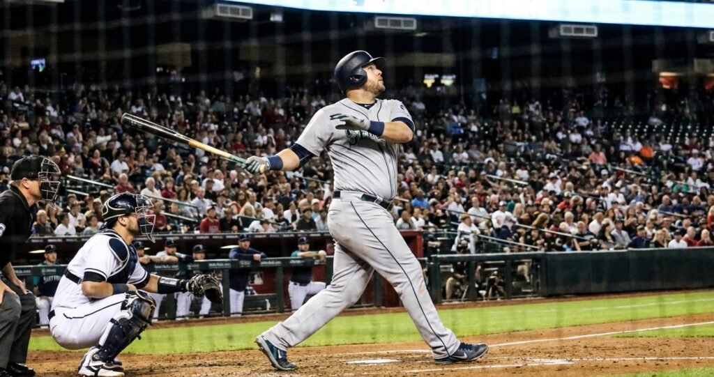 60-HR Champ Raleigh Survives 12-Pitch War With deGrom For 418-Foot Blast—Mariners Still Lose 2-1