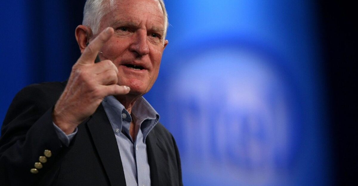 Exclusive Former Intel CEO Craig Barrett outlines plan to save Intel and America s advanced chip manufacturing Intel needs a cash infusion of roughly 40 billion to remain at the leading edge of chip manufacturing according to former CEO Craig Barrett The U S government is unlikely to be the main savior-instead cash rich chip customers like Nvidia Apple and Google need to step up by Crystal Ball Markets Trade CFDs Forex Cryptos and Options