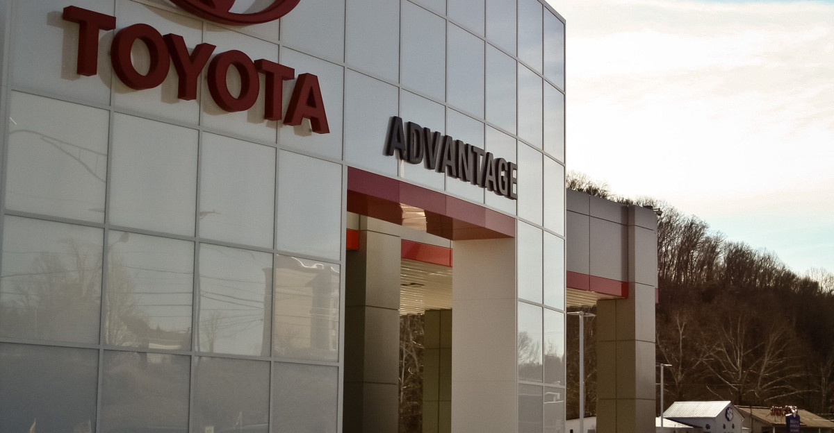 Advantage Toyota Remodel Jess Pearl Woods photographer by Tracy Straub