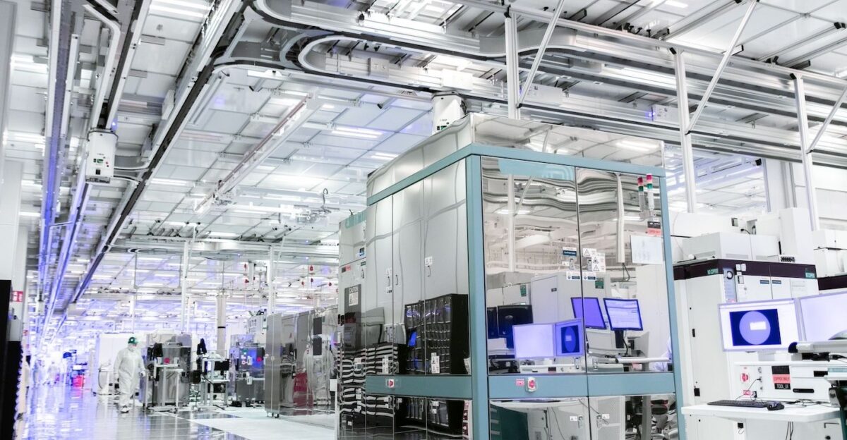Intel is using hot water to cut natural gas use in its factories - Trellis by JIHOON YOO