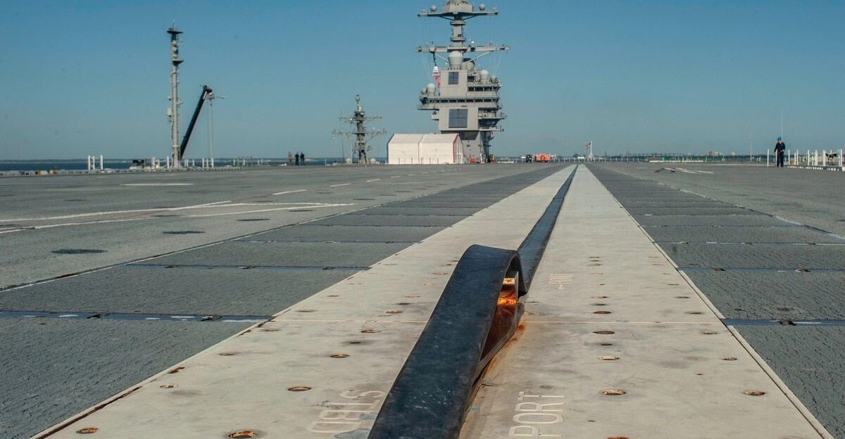 Electromagnetic Aircraft Launch Systems on all four planned Ford-class carriers just makes sense now and in 2071 by Nawaponrath Asavathanachart