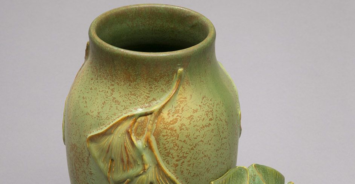 U02AL_LiddedGinkgo_P-1 by Mary Rozycki