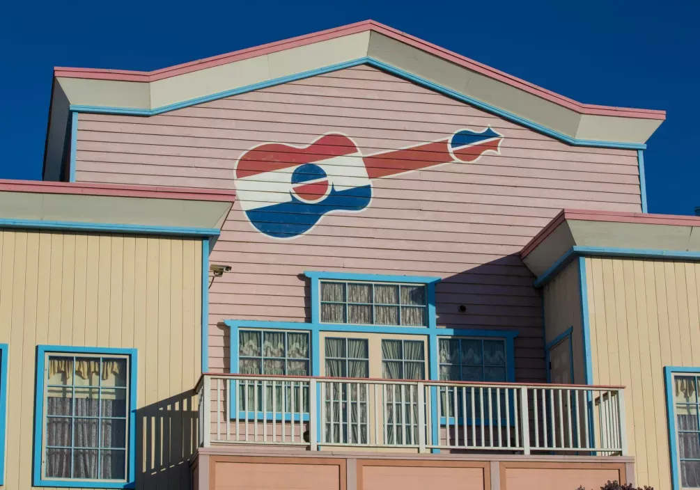 Iconic Country Music Venue Suddenly Closes Its Doors by Wide Open Country