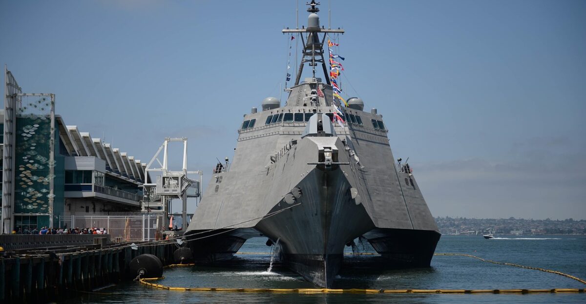 uss gabrielle giffords lcs 10 usn united states navy naval united states ship littoral combat ship