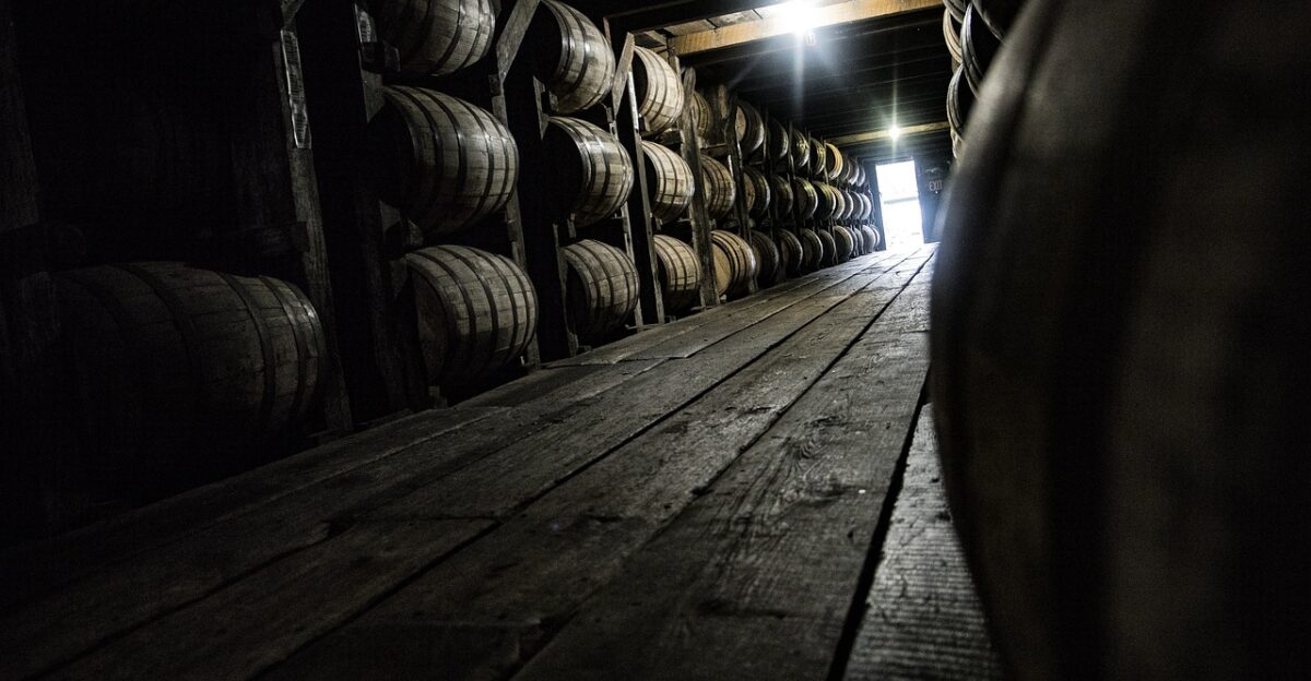 barrels kentucky distillery bourbon whiskey usa america alcohol spirits booze reserve kentucky kentucky distillery distillery distillery distillery bourbon bourbon bourbon bourbon bourbon whiskey