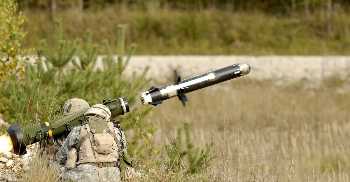 anti tank guided missile rocket anti tank missile missile launch weapon fgm 148 javelin firing war military rocket rocket rocket rocket rocket missile launch war military