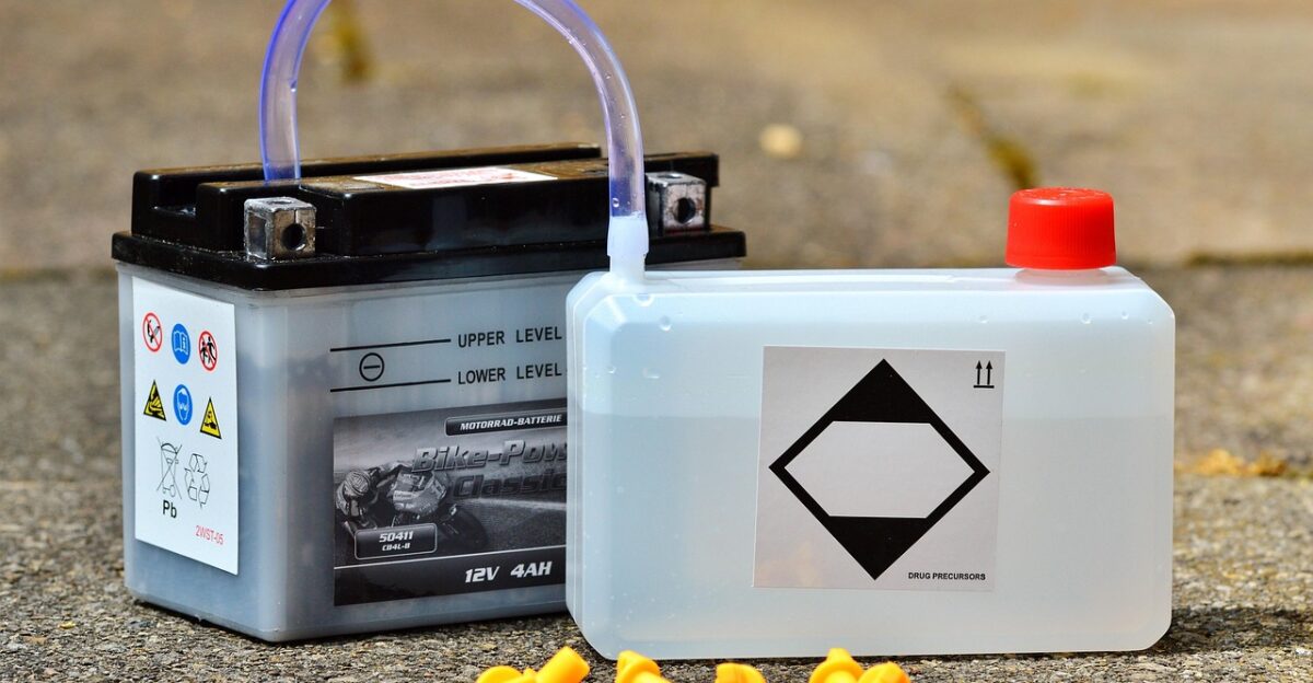 battery motorcycle battery battery acid scooter battery battery pack fill up load electricity 12v acid battery battery battery battery battery acid