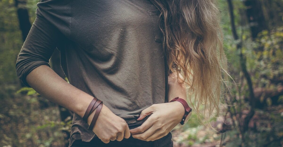 girl female she her lady femme hair fashion hands arms forearm woman lifestyle young nature summer person people adult outdoors body