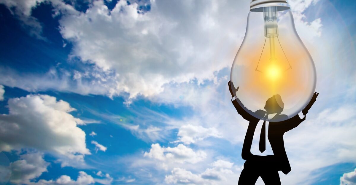 person pear lightbulb sun solar energy light nuclear phaseout yellow demand for electricity electricity production solar cells sunbeams electricity renewable alternatively energy generation nature solar technology solar energy solar energy solar energy solar energy solar energy