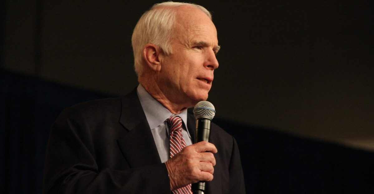 politics gop point flag usa john mccain arizona john mccain john mccain john mccain john mccain john mccain