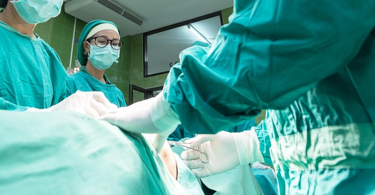 surgery hospital medical professionals doctor nurses healthcare operating room care clinic emergency group team health medical masks medical nurse professionals physician surgeons medicine scrubs operation surgery surgery hospital hospital hospital hospital doctor doctor doctor doctor doctor healthcare health medical medical medical