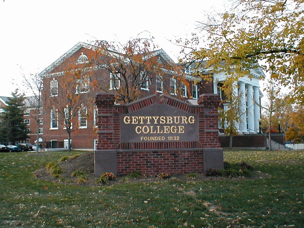 Photo taken of the main sign of Gettysburg College