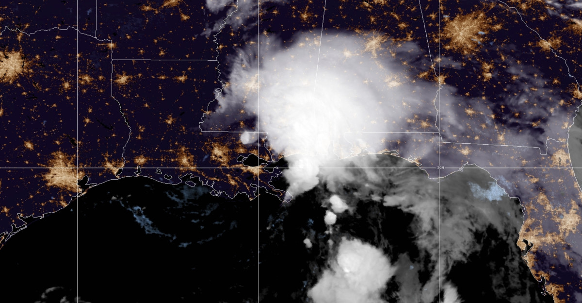 Genesis Inside the Eye