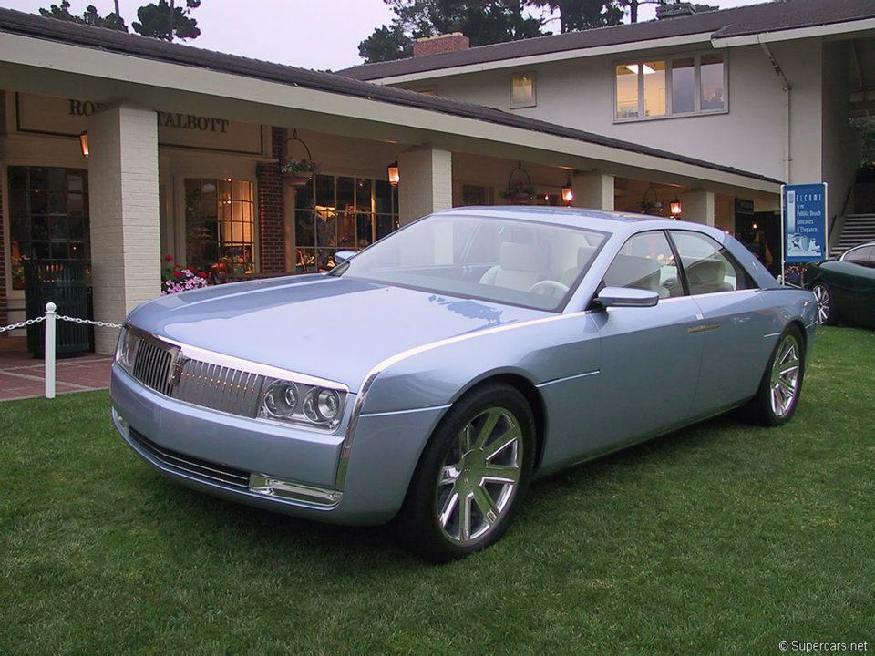 A front 3 4 view of the 2002 Lincoln Continental concept car