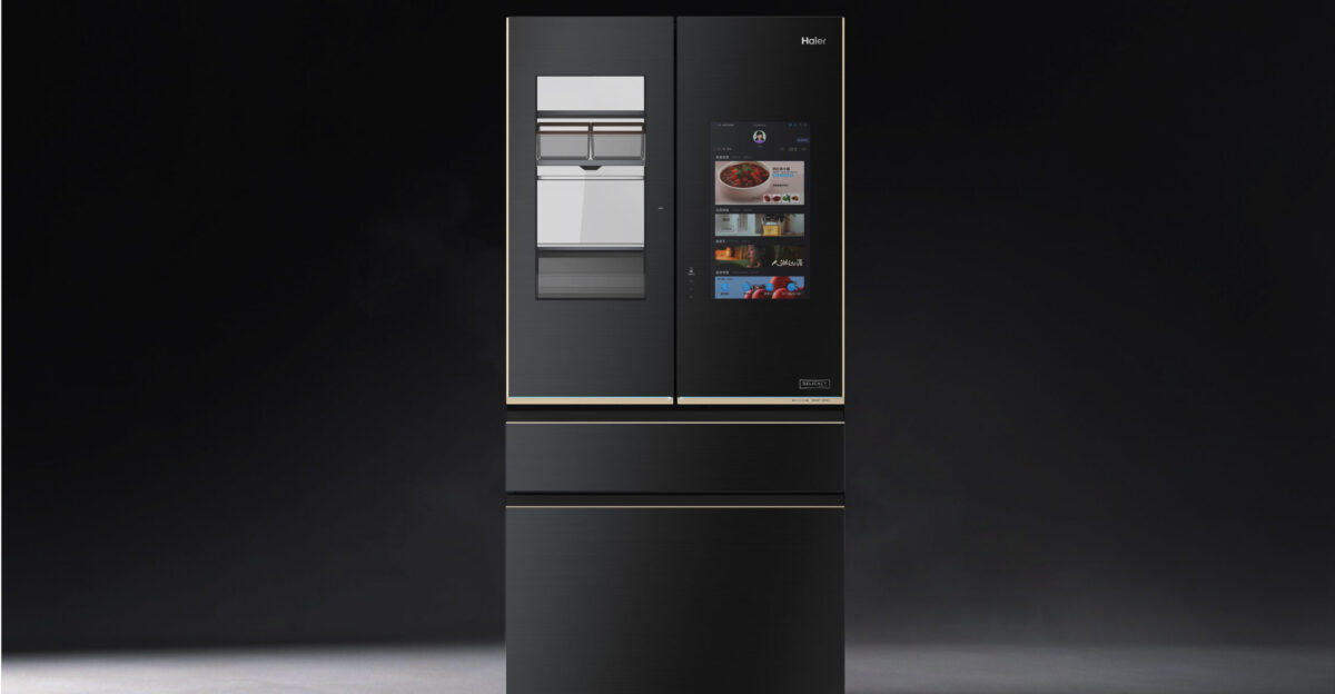 iF Design - Haier intelligent two-screen refrigerator