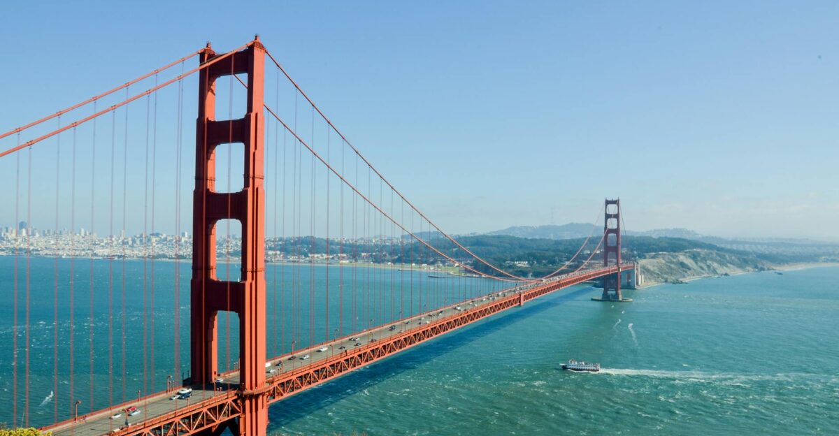 Iconic Golden Gate Bridge spanning the San Francisco Bay on a clear day