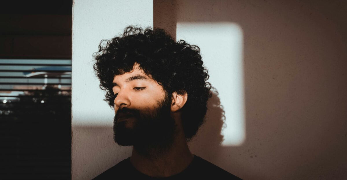 man in black crew neck shirt