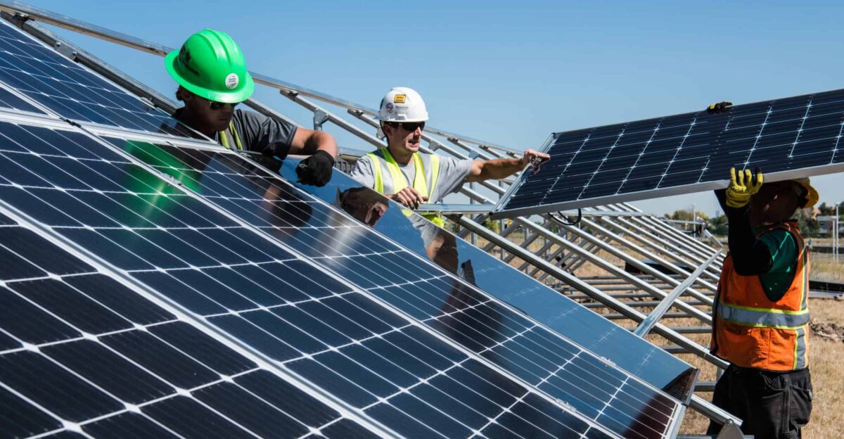Solar Jobs Up Nationwide and in 31 States After Two Years of
