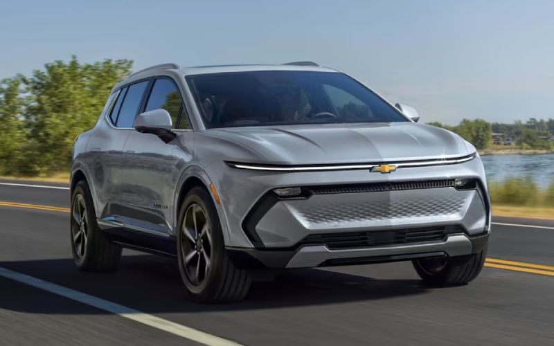 The New Technology in the 2025 Chevrolet Equinox EV near Dubuque IA by Brad Deery Auto Group