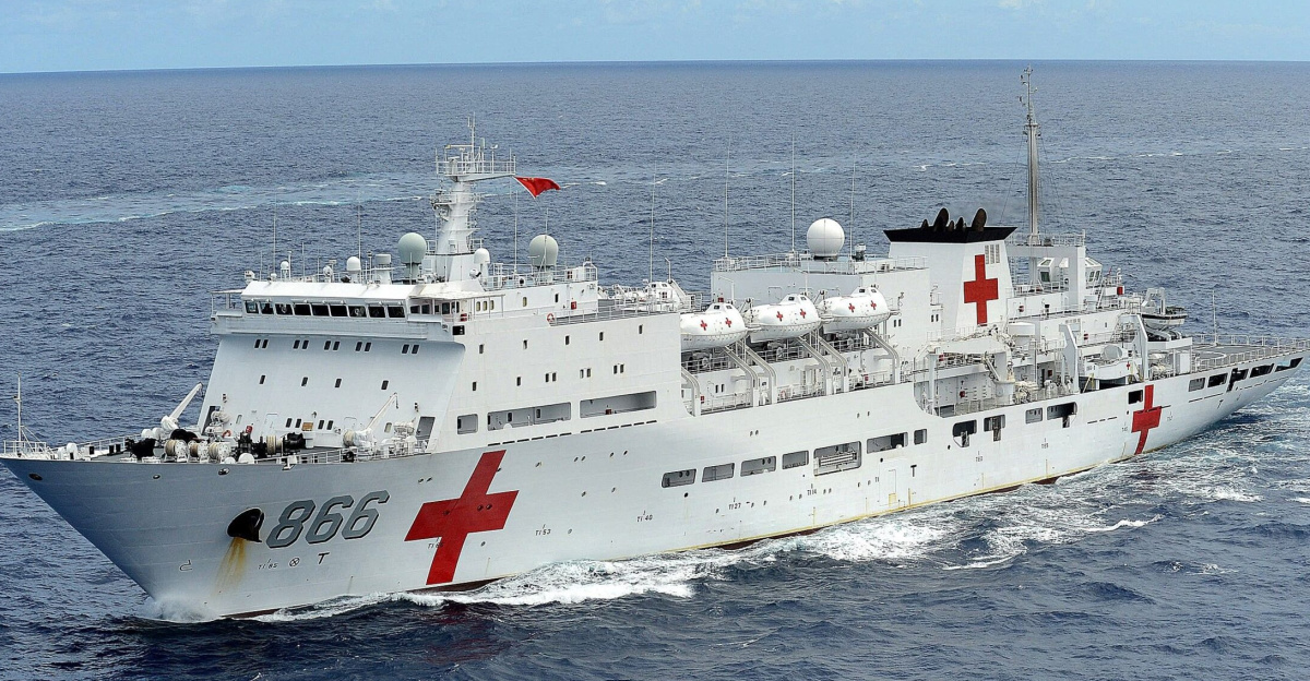 Type 920 hospital ship by HornetSpa