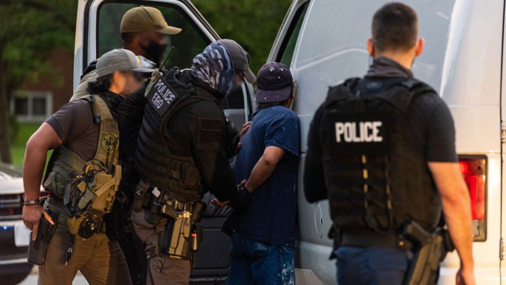 U S Immigration and Customs Enforcement - ERO by Jonathan Solis-Betty
