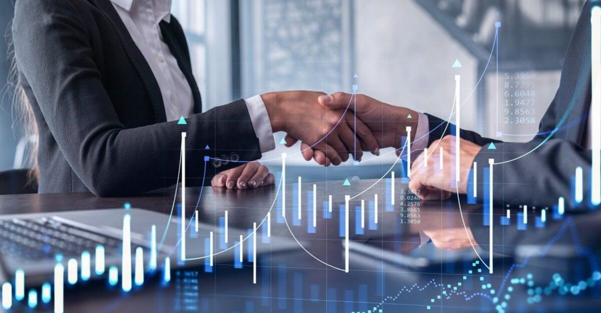 The Role of Investment Firms in the Community Banking Sector by Analiza Ondaro