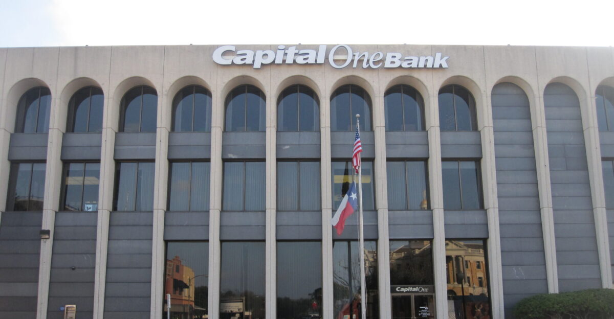 Capital One Bank building in downtown Marshall TX