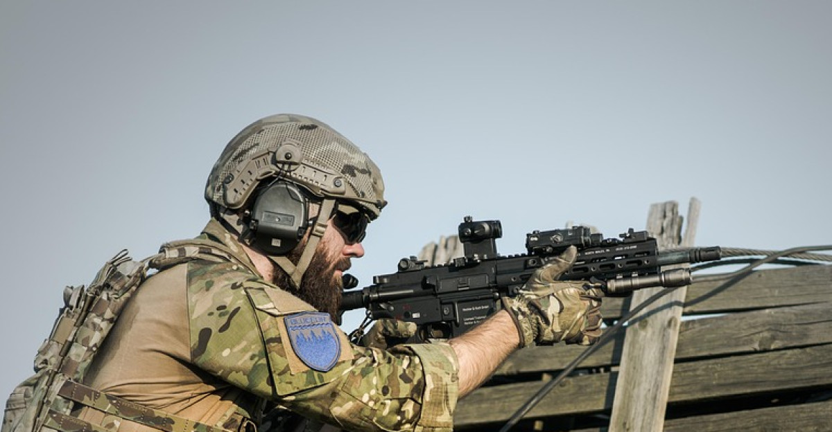 war desert guns gunshow soldier action smoke sand freedom active adventure extreme asg sport lifestyle activity outdoor man group team adventure travel backpack nature people young person terrorist weapon armed terrorism army military danger pistol attack security special police shoot killer conflict terror shooter swat