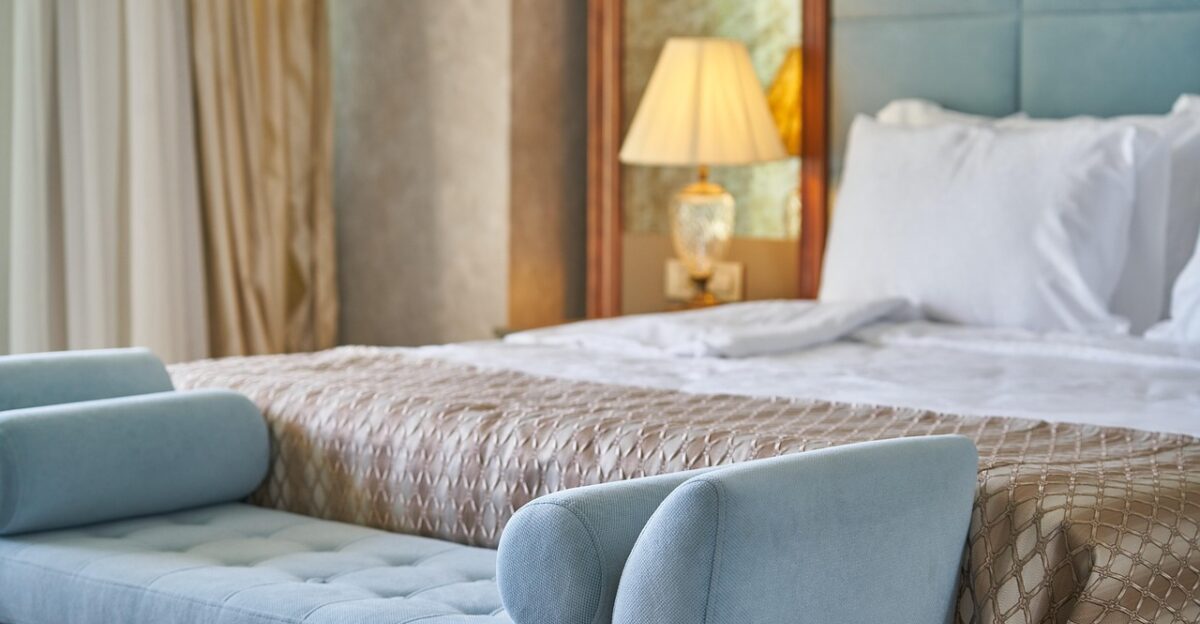 bed hotel luxurious bedroom hotel room relax vacation hotel hotel hotel hotel hotel bedroom hotel room