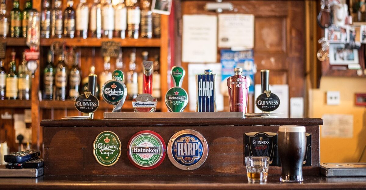 bar local ireland irish pub pub bottles whisky tap beer irish draft beer bar bar bar bar bar ireland pub beer