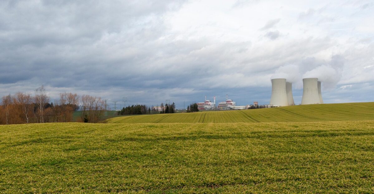 nuclear power plant nuclear power atomic energy cooling towers power plant energy energy transition electricity power generation energy consumption electricity prices energy prices nuclear germany reactor renewable energy climate change climate crisis environmental protection industry uranium climate change climate crisis climate crisis climate crisis climate crisis climate crisis uranium