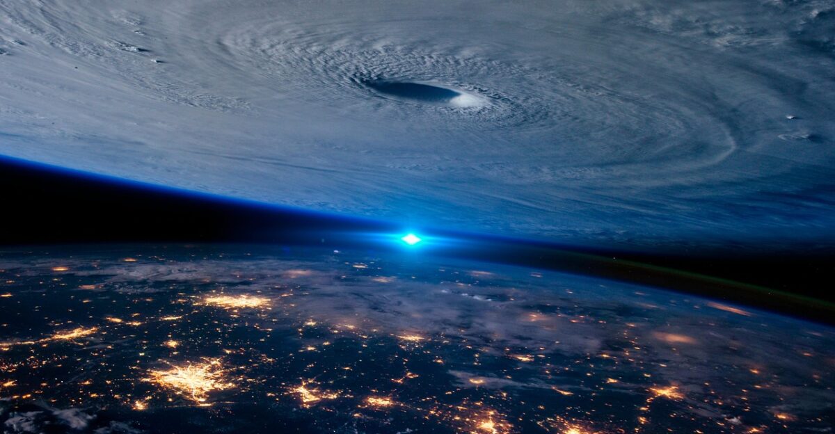 science fiction universe planet destruction lighting storm hurricane surreal fantasy science fiction science fiction planet planet planet planet planet hurricane hurricane