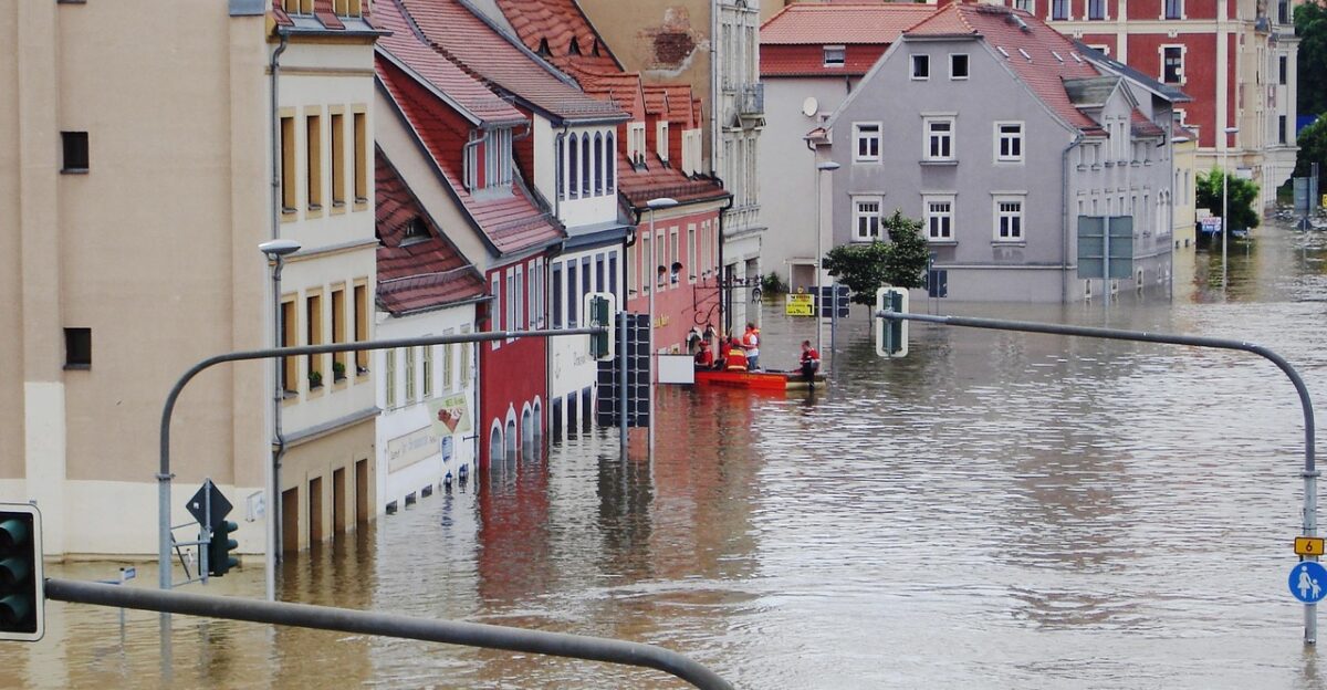 flood elbe meissen emergency not savior boat catastrophe flood flood flood flood flood