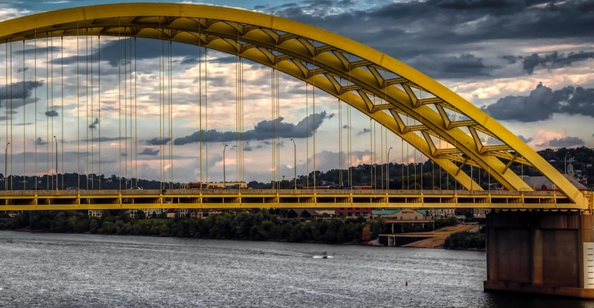 bridge cincinnati ohio sunset dusk sky clouds ohio river architecture nature landmark mood travel america