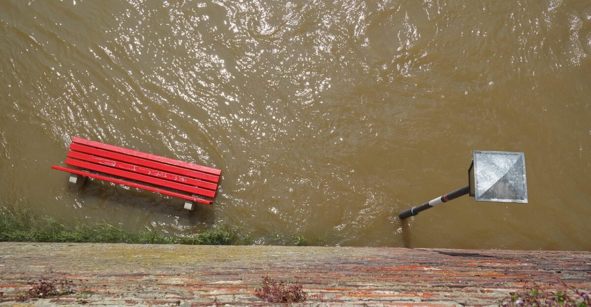 flood park bench street lamp flooding red bank in the water flooded water water level peak flow riverside nature catastrophe flood disaster storm force of nature civil protection flood of the century climate change