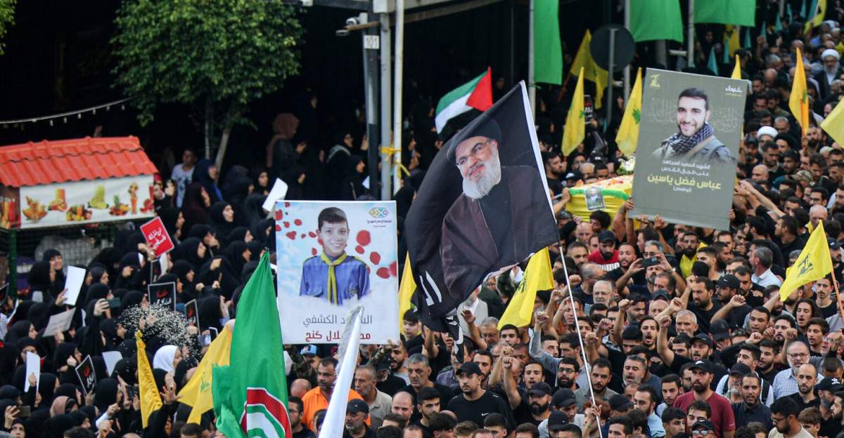 Experts react What s behind the Hezbollah beeper and walkie