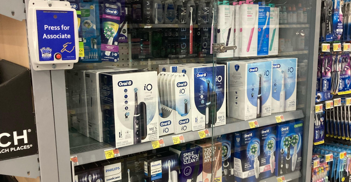 What s y all s procedure on lock cases My store has a button that