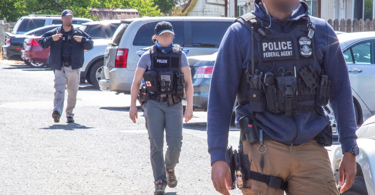 U S immigration agents to pilot use of body-worn cameras Reuters