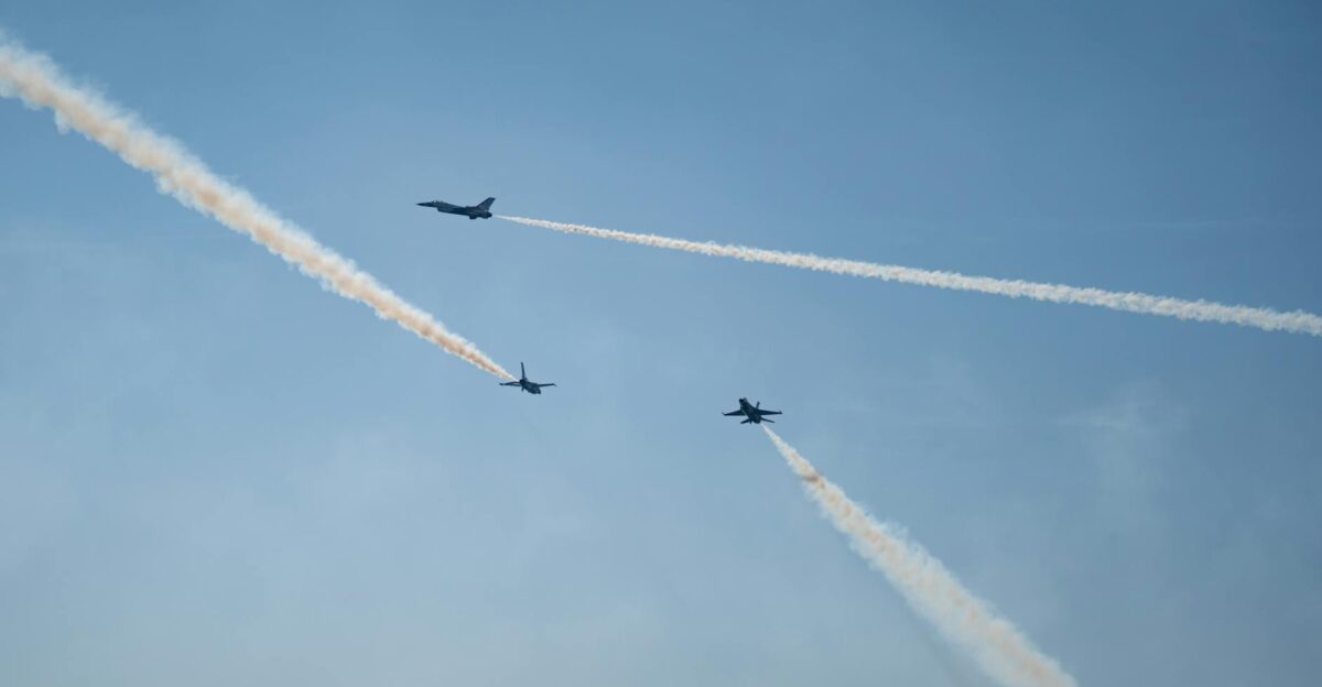 Free stock photo of air show california F-16