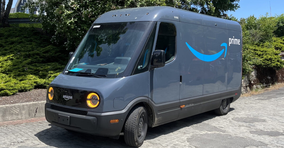 Front view of a Rivian EDV-500 operated by Amazon