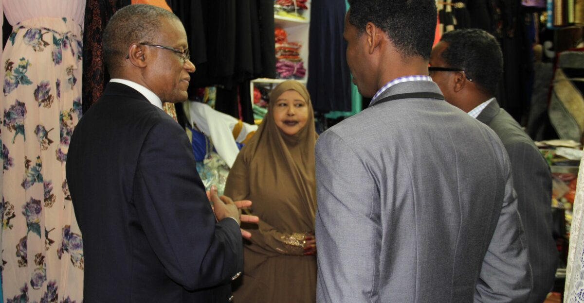 The AU Special Representative for Somalia and Head of AMISOM Ambassador Maman Sidikou in Minnesota USA for engagements with Somalis living in the diaspora Ambassador Sidikou arrived in Minnesota on 29th September 2015 and met with a delegation of 25 Somalis living in Minnesota During his four-day visit to Minnesota he will meet with members of the Somali-American Police Association Somali Bar Association Somali youth groups Somali women groups Somali business community Somali community leaders Somali religious scholars and imams