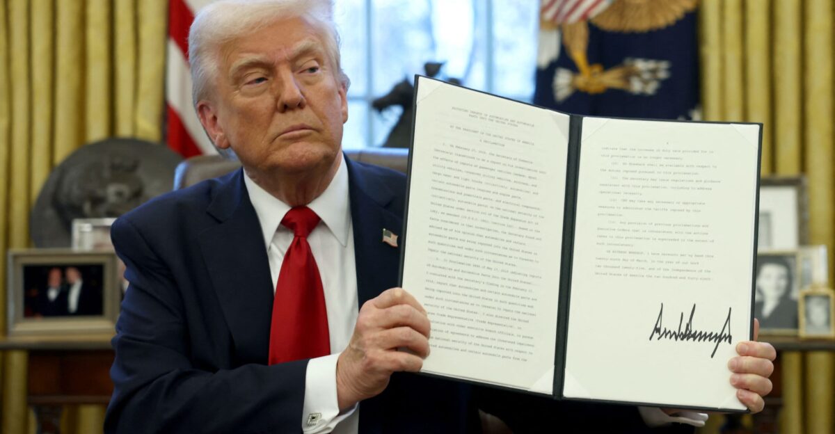 Trump announces 25 tariffs on cars not made in the United States