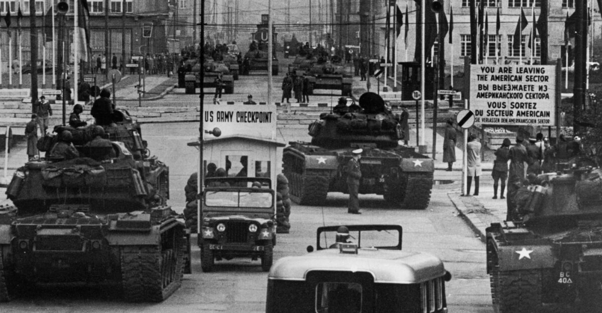 US Army tanks face off against Soviet armor at Checkpoint Charlie Berlin October 1961