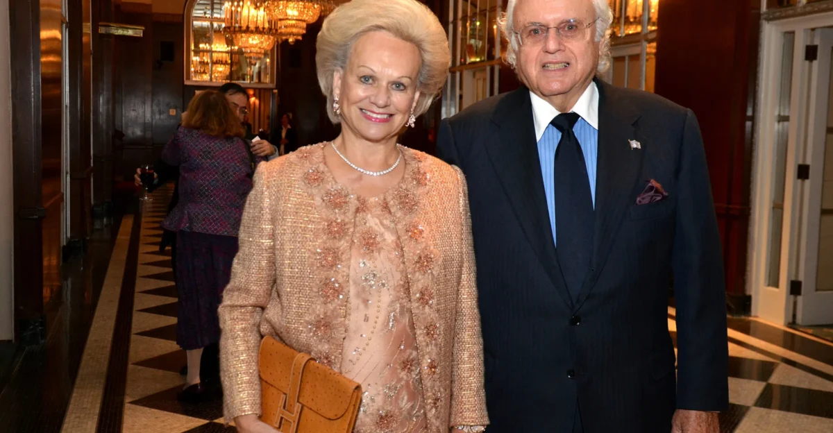 Billionaire Rennert Wants Lawyers to Pay 213 Million Award