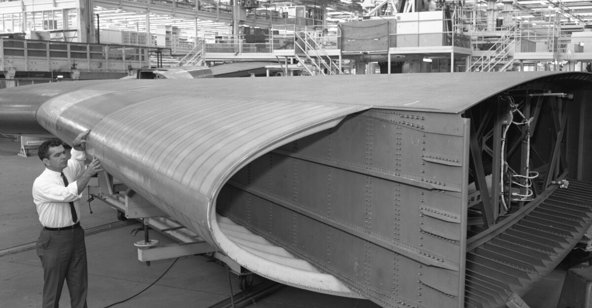 Piction ID-Fiberglass shop and work area 11 11 1969