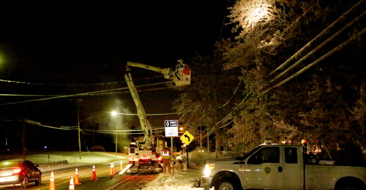 Consumers Energy crew working in Flint MI