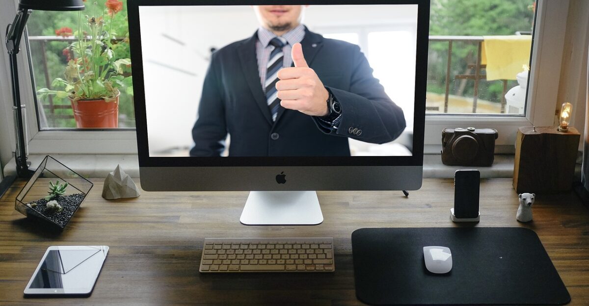 online meeting virtual skype zoom video conference videoconference webinar remote working work from home computer businessman thumbs up desk video video video webinar webinar webinar webinar webinar thumbs up
