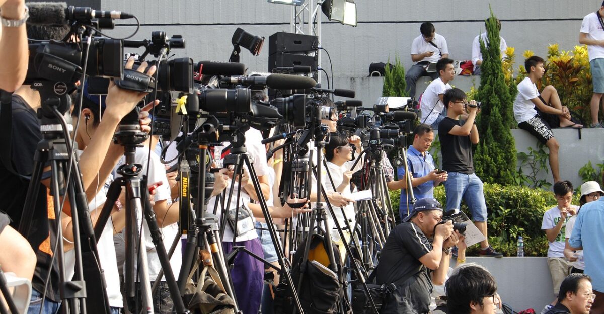 hongkong media camera journalist kong hong social asian hk work people photo picture gray work gray camera gray facebook gray social gray media journalist journalist journalist journalist journalist