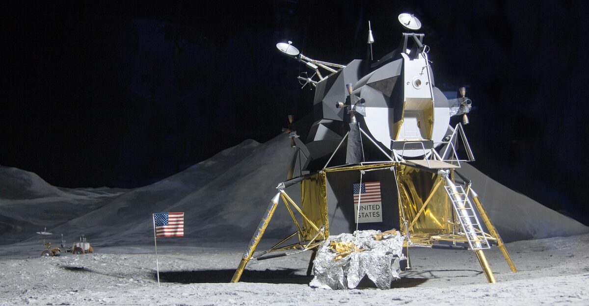 moon landing lunar module eagle space travel controlled landing ache moon apollo 11 21 july 1969 apollo program neil armstrong edwin buzz aldrin commander michael collins first men in the moon model moon landing moon landing moon landing apollo 11 apollo 11 apollo 11 neil armstrong neil armstrong neil armstrong neil armstrong neil armstrong